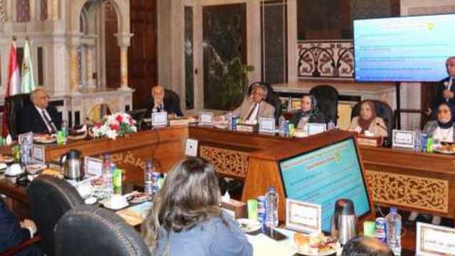«بحوث الصحراء»: إجراء دراسات حقلية لتحديد المحاصيل المناسبة لظروف الملوحة المرتفعة