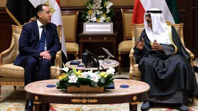 مدبولي يسلم دعوة السيسي إلى أمير الكويت لحضور القمة العربية في القاهرة