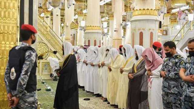 جدول صلاة التراويح والتهجد بالمسجد الحرام في رمضان 1446.. تعرف على أسماء الشيوخ