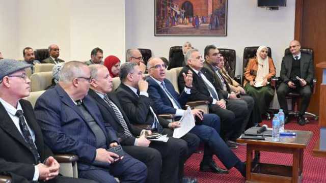 وزير الري يوجه بالتوسع في الدراسات البحثية المتخصصة بمجال الاستمطار