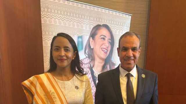 وزير الخارجية تعزيز التعاون الاقتصادي والتجاري مع نظيرته في مدغشقر