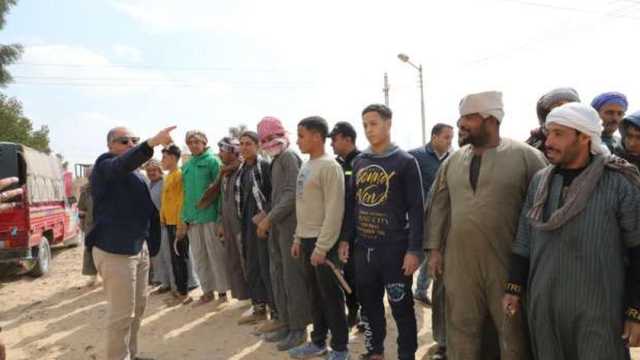 محافظ المنيا يوجه بتوفير وسيلة نقل آمنة للعمال في ملوي: سلامتكم حق علينا