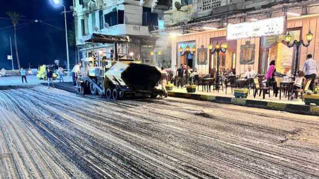 محافظ الإسكندرية: الانتهاء من رصف 24 شارعا في حي الجمرك