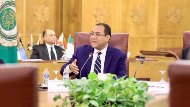 رئيس التنظيم والإدارة يستعرض تجربة الجهاز في استخدام تقنيات الذكاء الاصطناعي
