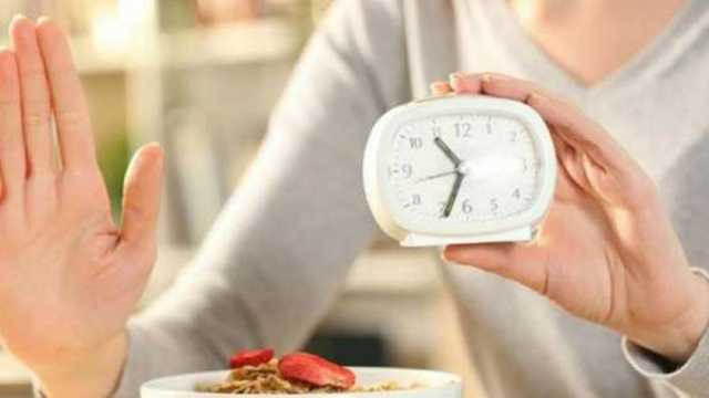 ماذا يحدث في جسم الإنسان خلال الأيام البيض؟.. فوائد كثيرة