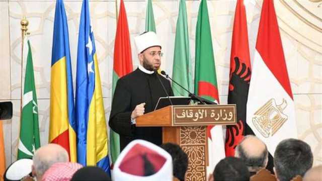 وزير الأوقاف يكرم أسرة الشيخ محمد رفعت في ختام المسابقة العالمية للقرآن الكريم