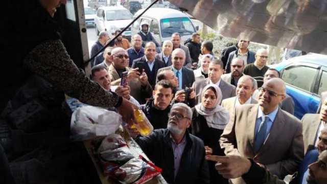 محافظ القليوبية: توفير سلع بأسعار مخفضة في منافذ «خير مزارعنا لأهالينا» بـ7 مناطق