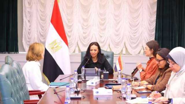 وزيرة التضامن تستعرض برامج الحماية الاجتماعية لرئيسة معهد الصحة الأمريكية