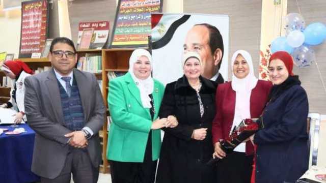 تكريم مديرتي القاهرة الجديدة والمقطم التعليميتين لبلوغهما سن المعاش