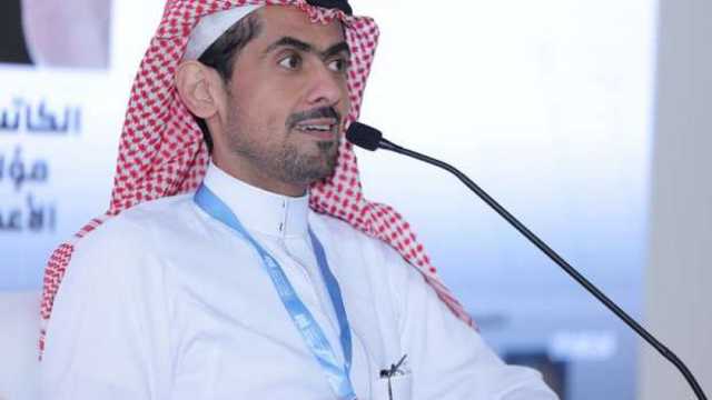 من هو الكاتب السعودي أسامة المسلم؟.. طوابير بالآلاف في حفل توقيع رواياته