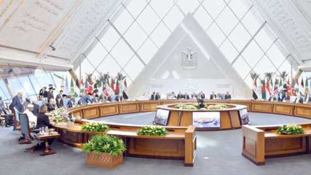 سياسيون: قمة الدول الثماني النامية تؤكد دور مصر في تعزيز الحوار الإقليمي والدولي