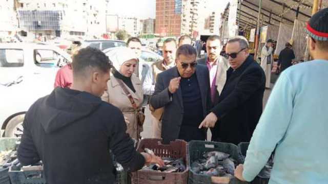 محافظ الدقهلية يعلن توفير الأسماك بأسعار مخفضة في أسواق اليوم الواحد