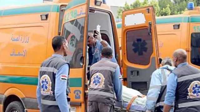 مصرع محامٍ وعامل وإصابة 2 آخرين في حادث تصادم بالبدرشين