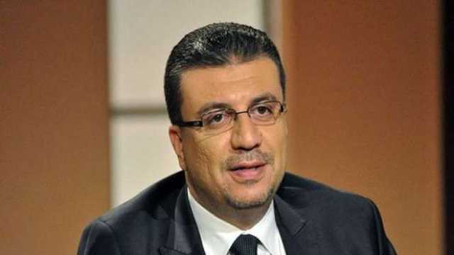عمرو الليثي يطالب الجمهور بالدعاء لحفيدته بعد نقلها للمستشفى