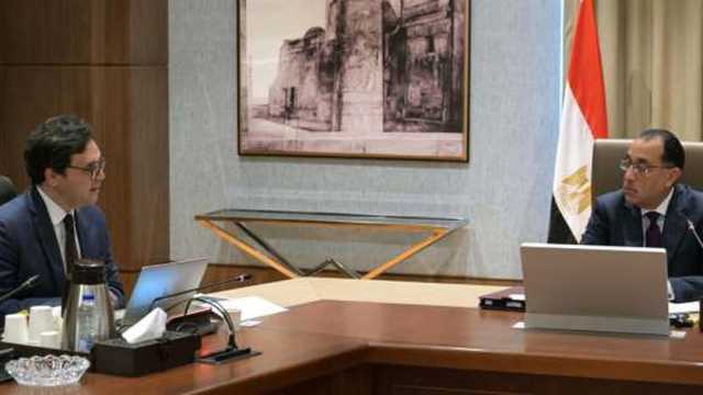 مدبولي يتابع مع وزير الثقافة استراتيجية الوزارة لتعزيز الهوية المصرية