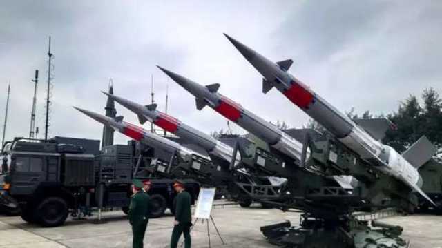 قفزة ضخمة في مبيعات الأسلحة عالميا خلال 2023.. الإيرادات وصلت 632 مليار دولار