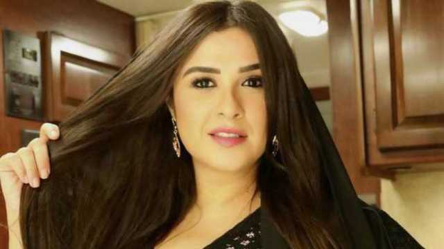 آخر صورة لوالد ياسمين عبدالعزيز الراحل بمقام سيدنا الحسين