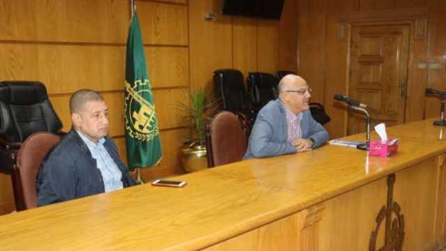 محافظ القليوبية: عقد دورات تدريبية للمهندسين الجدد لتطوير الأداء في العمل