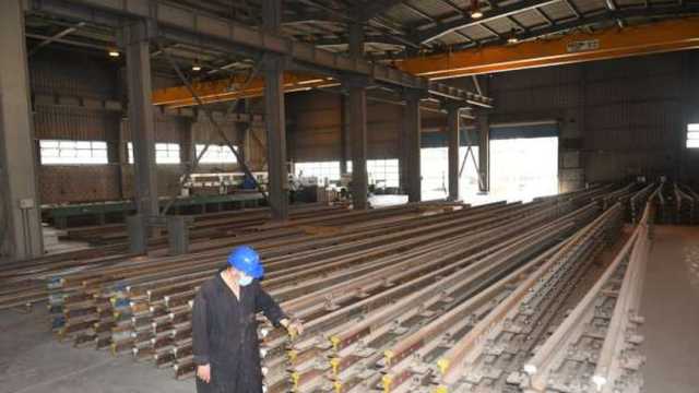 الجريدة الرسمية تنشر قرار تطوير مزلقانات السكك الحديدية في إدفو بأسوان