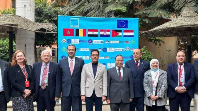 رئيس جامعة بنها يشارك في إطلاق مشروع تحديث تعليم إدارة الأراضي بجنوب البحر المتوسط