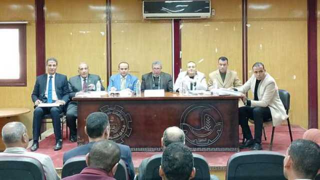 إجراء مقابلات لاختيار 160 متقدما للعمل مُوجهين بمدارس البحيرة