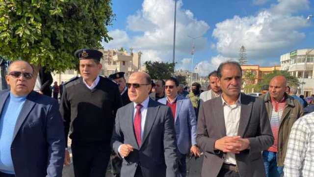 محافظ كفر الشيخ يتابع أعمال رفع كفاءة وتطوير الشوارع والطرق