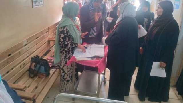 فحص 1189 مريضا في قافلة طبية مجانية بكفر شكر خلال يومين