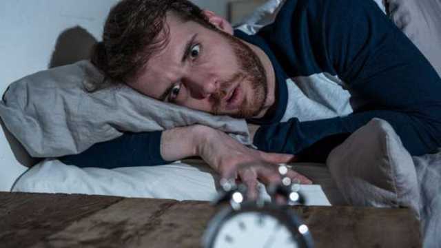 السمنوفوبيا اضطراب يسرق النوم من عينيك.. ما هي أسبابه وطرق علاجه؟