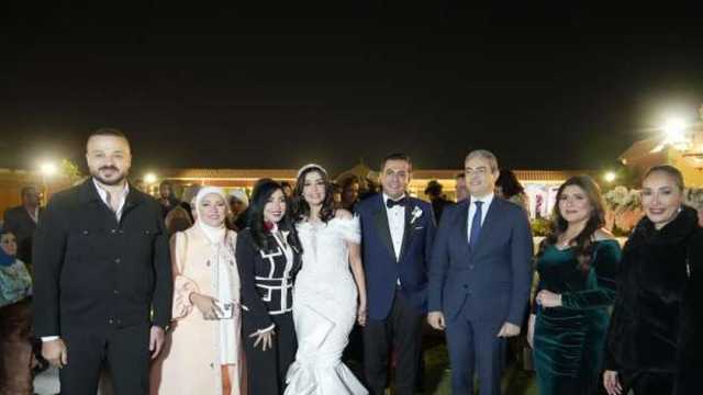 في ليلة استثنائية.. الإعلامية ريهام عياد تحتفل بزفافها على أنغام مصطفى قمر وعصام كاريكا