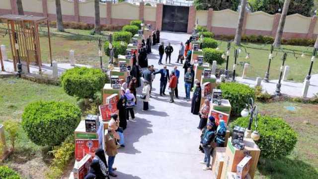 محافظ سوهاج يسلم 14 جهاز عروس للفتيات المقبلات على الزواج من الأكثر احتياجا