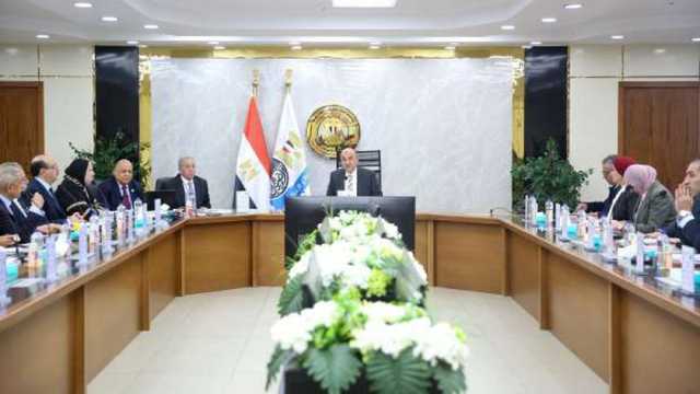 «القابضة المعدنية» تحقق صادرات بقيمة 21.5 مليار جنيه خلال 2023/ 2024