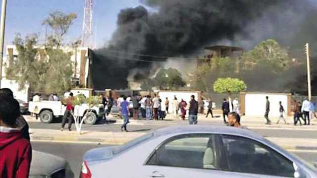 خبراء: تاريخ التنظيمات المسلحة يضع المنطقة أمام حلقات عنف داخلية وخارجية