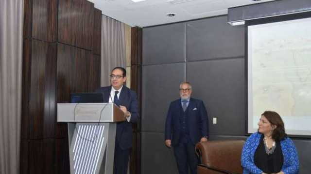 رئيس جامعة القاهرة: ضرورة تقديم حلول مبتكرة لمواجهة التأثيرات الضارة لتغير المناخ