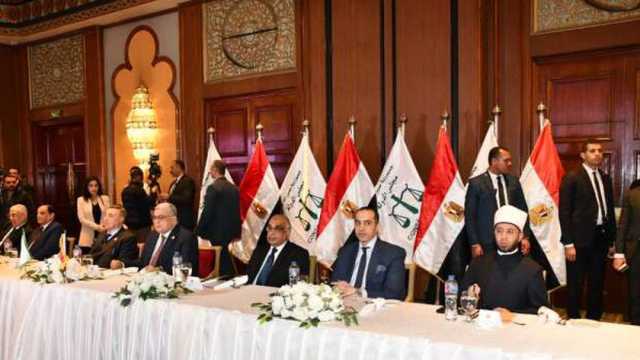 وزير الأوقاف يشارك في احتفالية «يوم الوفاء والتميز» وإطلاق موقع مجلس الدولة