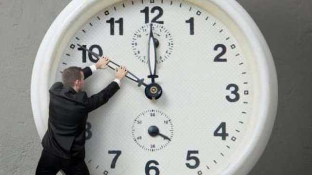 هل يعود التوقيت الصيفي خلال رمضان 2025؟