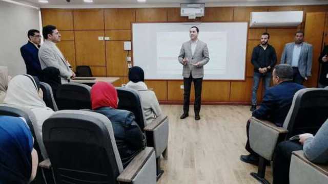 محافظ كفر الشيخ: تأهيل العاملين بالمراكز التكنولوجية وفق معايير التميز الحكومي
