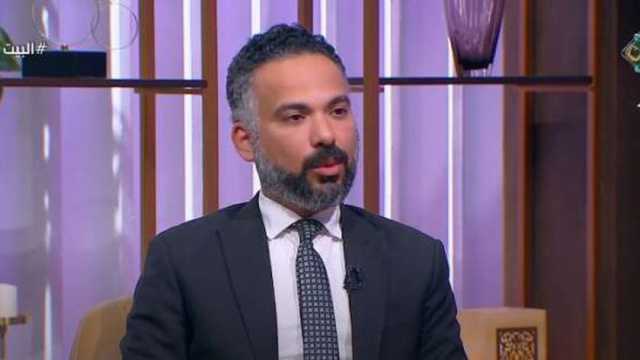 أستاذ أمراض جلدية يكشف أسباب الإصابة بالأكزيما التأتبية لدى الكبار والأطفال