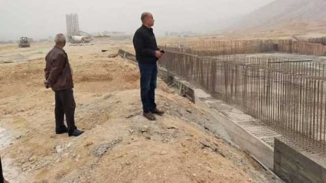 رئيس مركز ملوي يتفقد أعمال إنشاء محطة مياه دير أبو حنس ضمن «حياة كريمة»