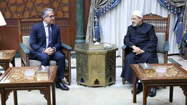 شيخ الأزهر يستقبل خالد العناني مُرشح مصر لمنصب مدير عام اليونسكو