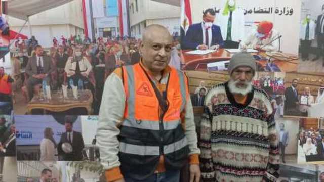 «التضامن»: إنقاذ مسن بلا مأوى في الجيزة ونقله لإحدى دور الرعاية