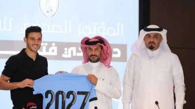 الوكرة القطري يكشف عبر «الوطن» حقيقة رحيل حمدي فتحي للفتح السعودي