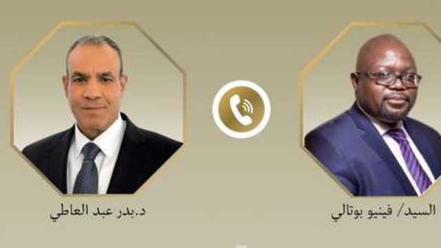 وزير الخارجية والهجرة يجري اتصالا هاتفيا مع نظيره البوتسواني