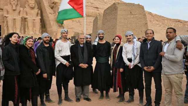 عروض فلكلورية لفرق مهرجان أسوان في أبو سمبل.. خلال تعامد الشمس على رمسيس الثاني 