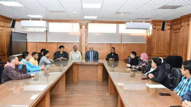 رئيس جامعة قناة السويس: انحاد الطلاب يصنع قادة المستقبل