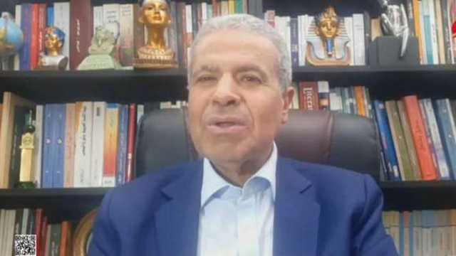 كاتب صحفي عن حملات المعارضة للمطالبة بعزل رئيس كوريا الجنوبية: قرارته متسرعة