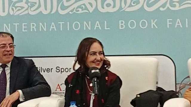 نائلة جبر: أنصح الشباب باتباع القنوات الصحيحة خلال السفر للخارج