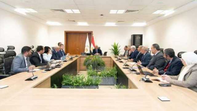 وزير الري يلتقى سفير دولة هولندا في القاهرة لتعزيز التعاون بين البلدين