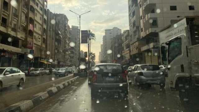 سقوط أمطار متوسطة على بعض مناطق الدقهلية.. وانخفاض درجات الحرارة