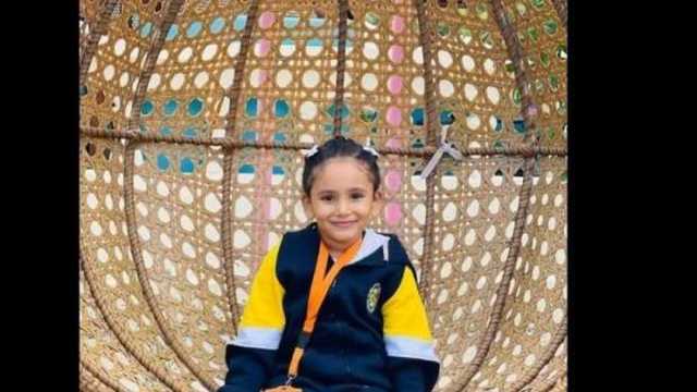 زينب أصغر طفلة تنشئ حسابا على «لينكد إن».. «بتدرس في KG1»