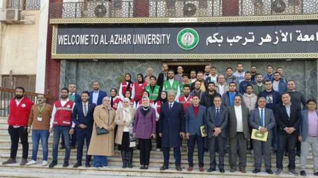 إقبال كبير علي قافلة جامعة الأزهر التنموية الشاملة لحلايب وشلاتين
